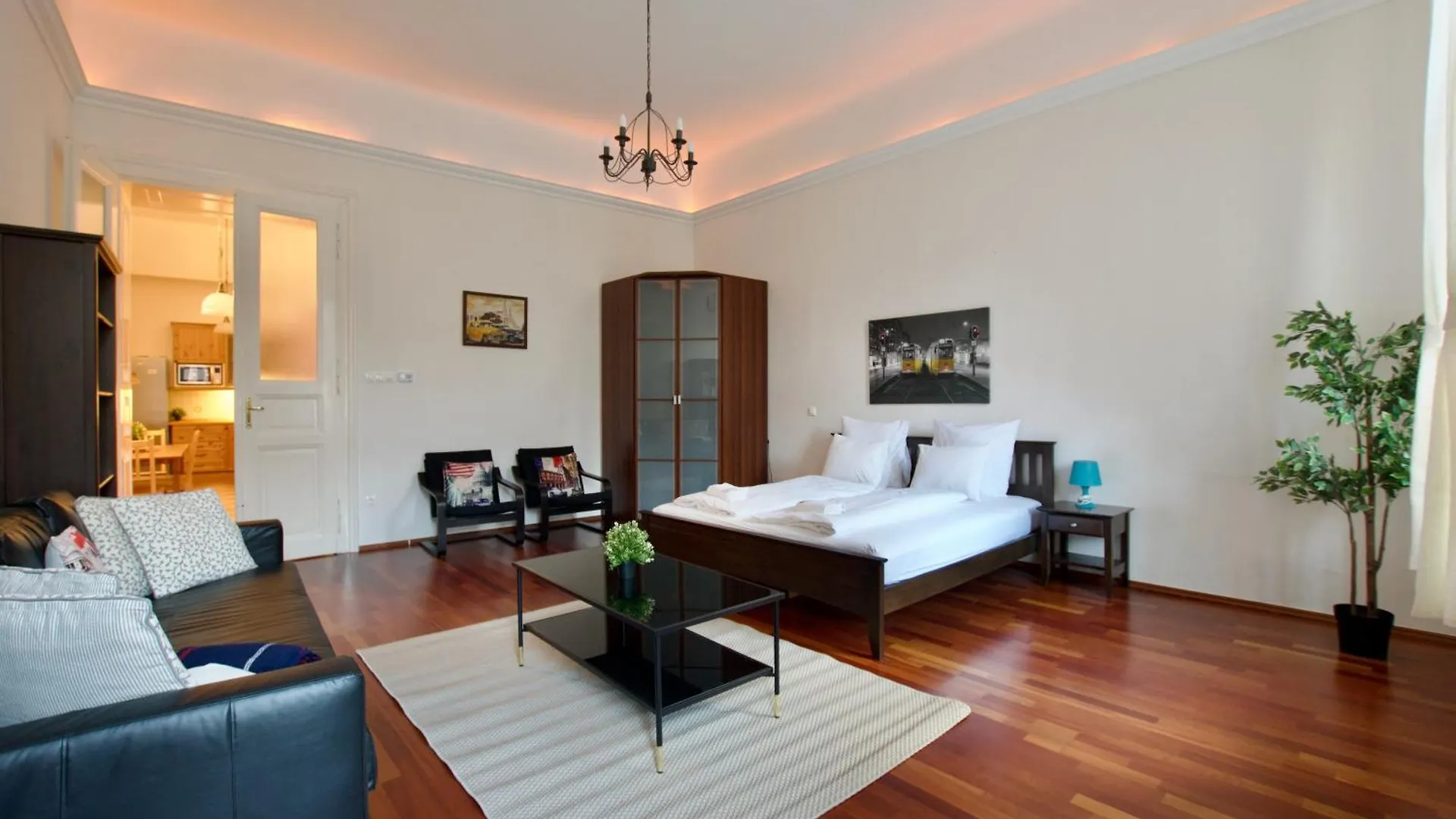 Standard Apartment By Hi5- Kiraly Apartment Budapeşte